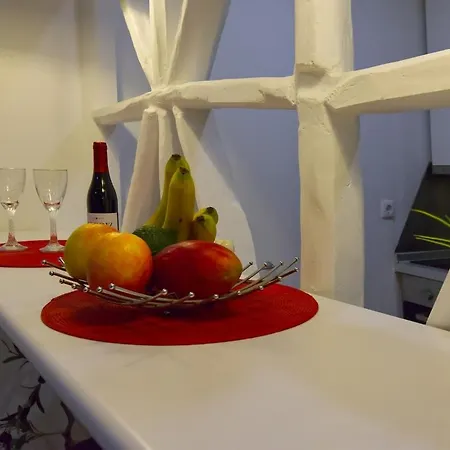 Cozy In Alfama Апартаменты